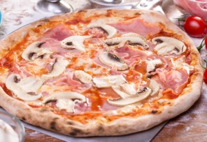 125 Prosciutto e funghi